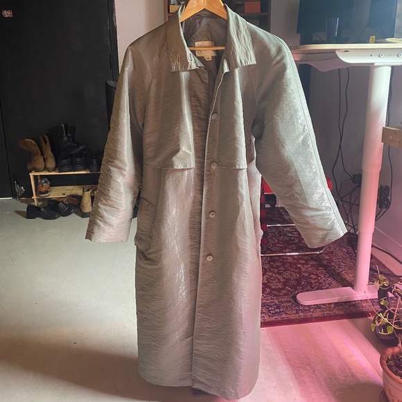 Vintage trench coat - Picture 1 of 3